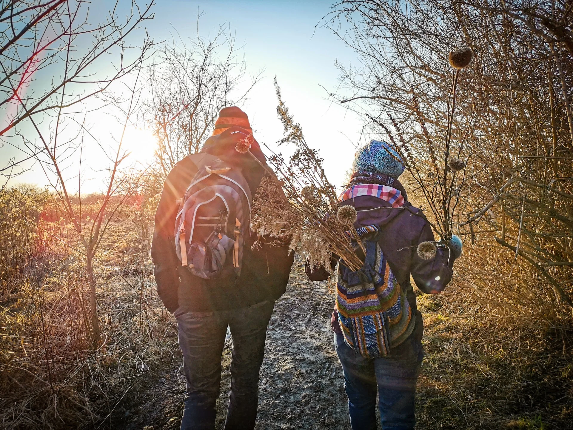 Non-Sexual Intimacy: 50 Ways To Enjoy Intimacy Without Sex - Ever Accountable